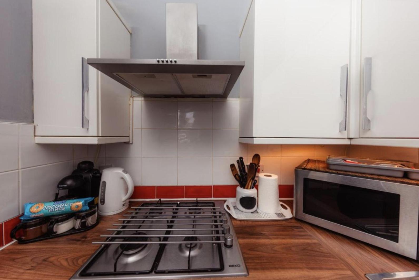 Warm Apartment By Holyrood Palace! Edimburgo Esterno foto